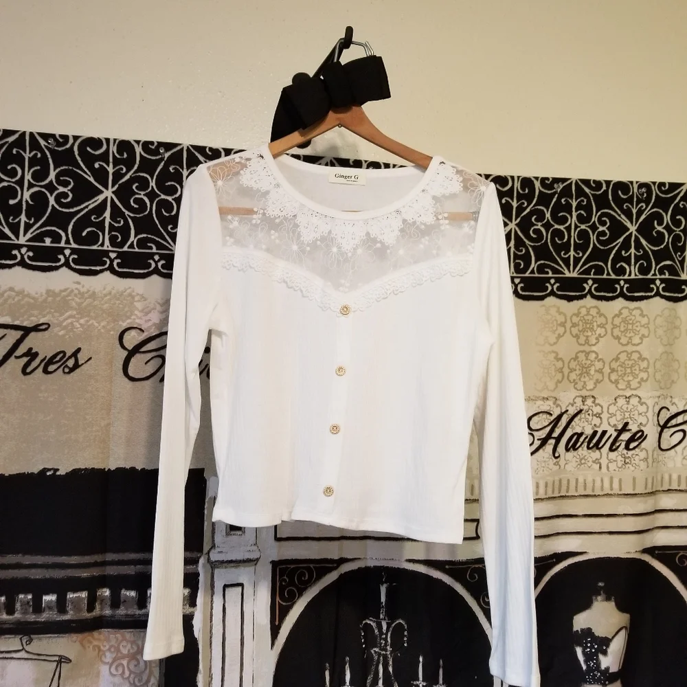 Ivory Romantic Lace Accent Ribbed Crop Top
